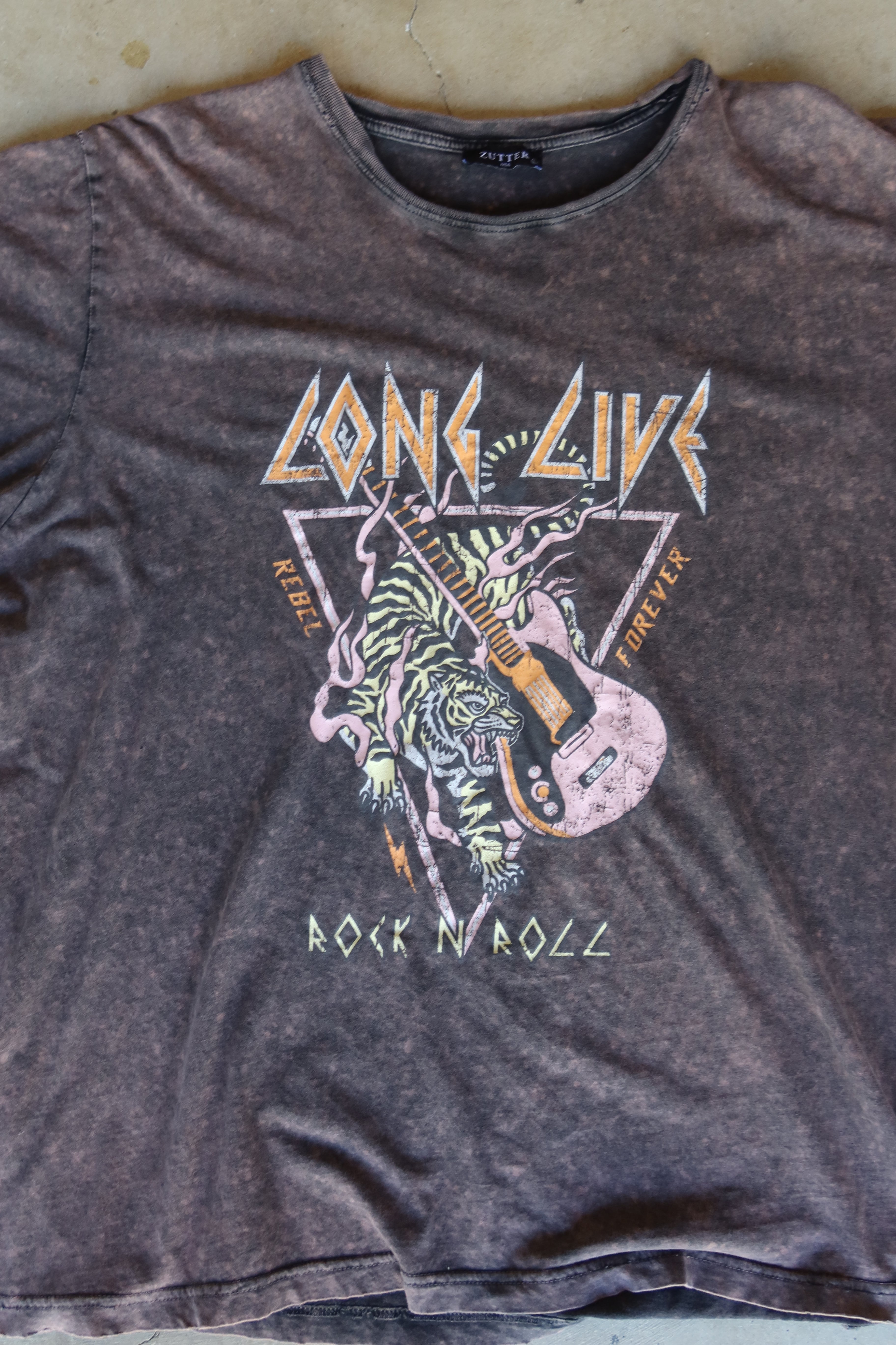 LONG LIVE ROCK AND ROLL tee / L