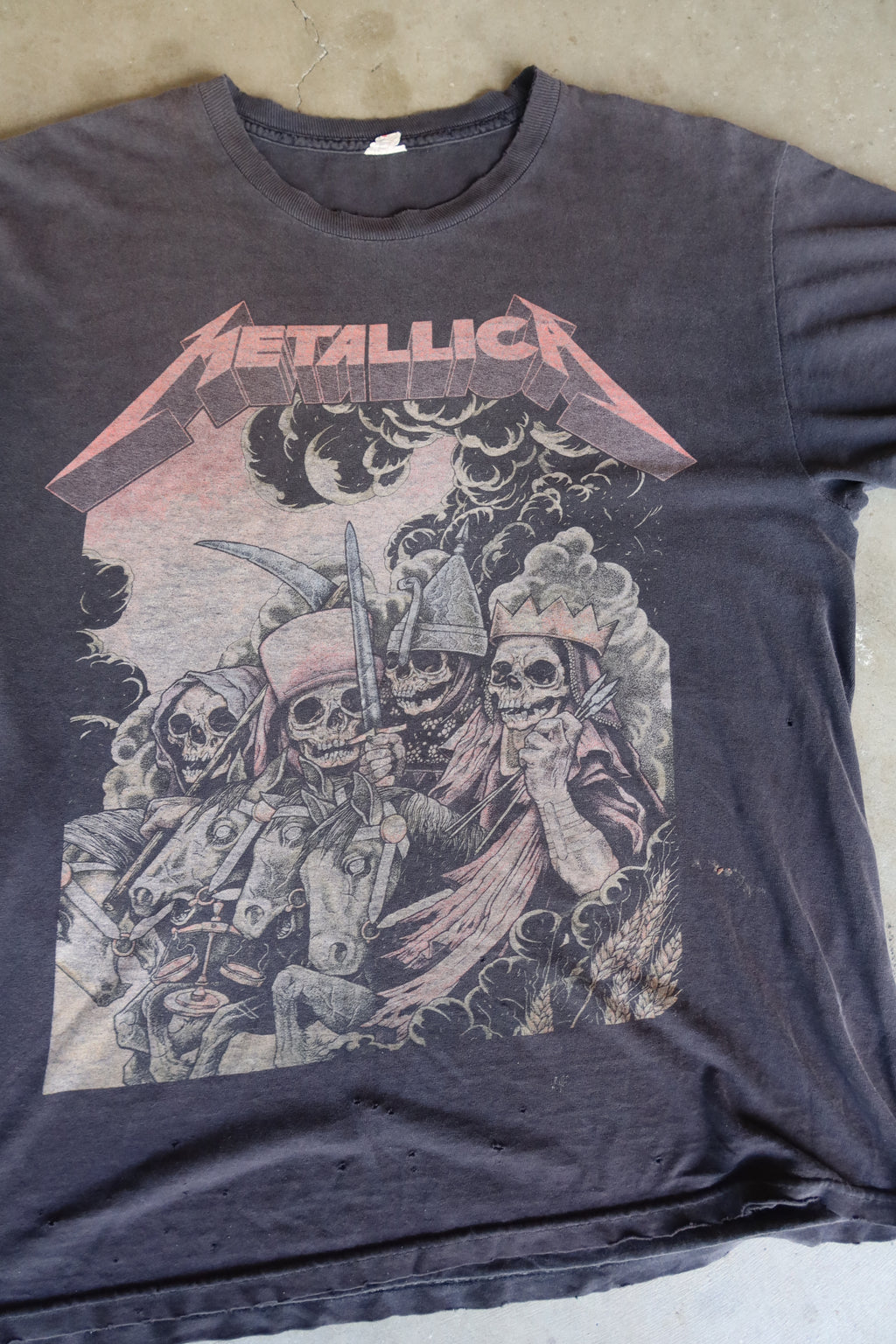 Metallica “Master of Puppets” (1980s) / L