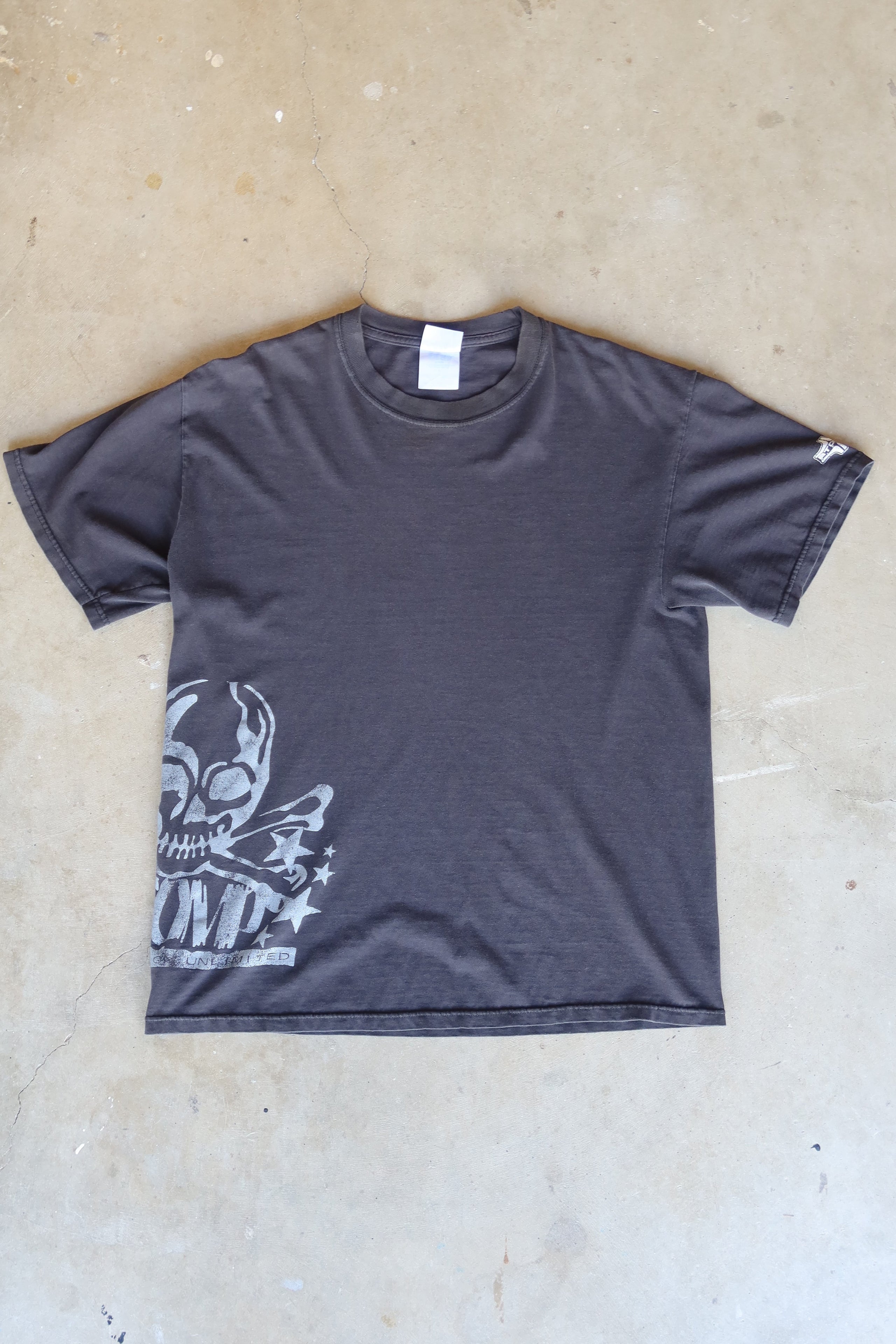 Tapout “Unleashed” Skull Tee (2000s) / L