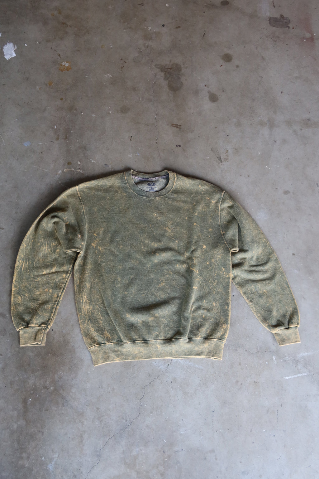 Vintage Faded Olive Crewneck Sweatshirt (1990s)