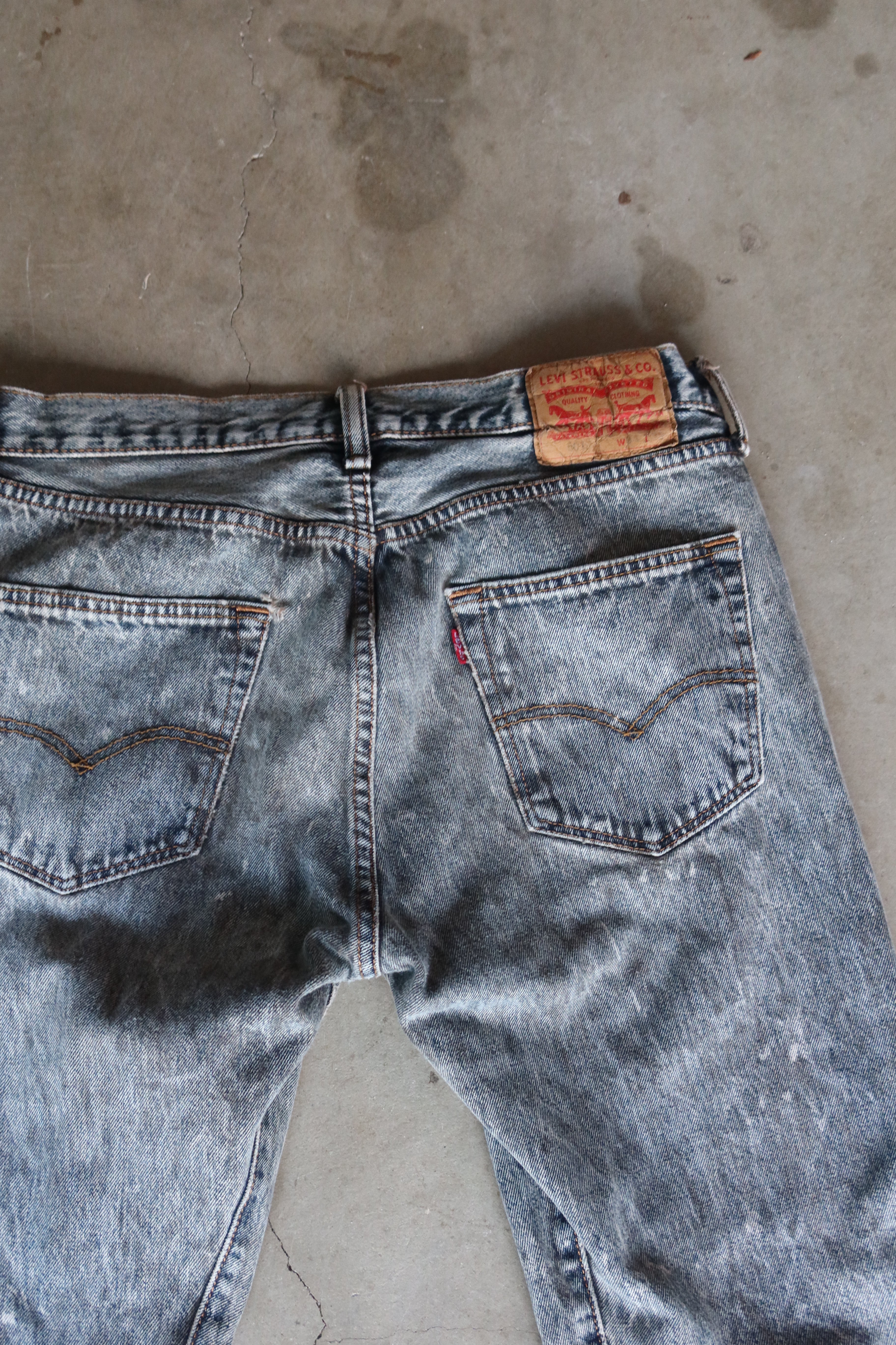 Vintage Acid Wash Levi Jeans (Late 1980s–Early 1990s)